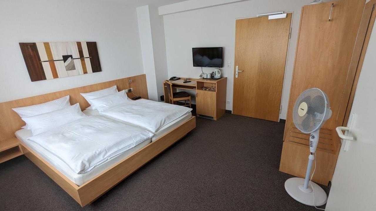 Gaestehaus Ziegler Stuttgart Eksteriør bilde