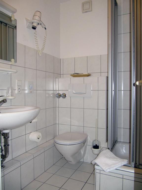 Gaestehaus Ziegler Stuttgart Eksteriør bilde